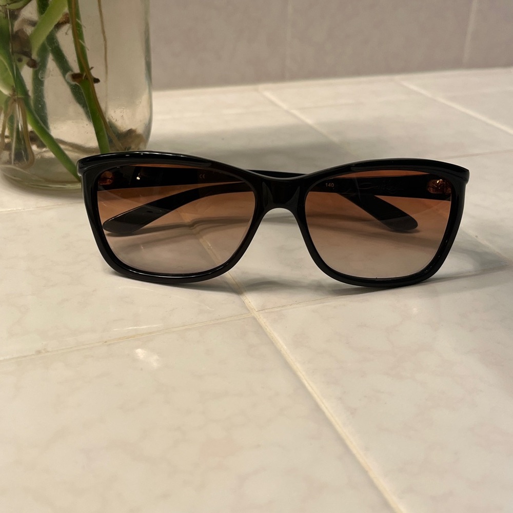Oakley Sunglasses - Picture 1 of 5